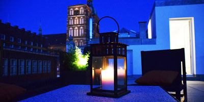 Dachterrasse bei Nacht